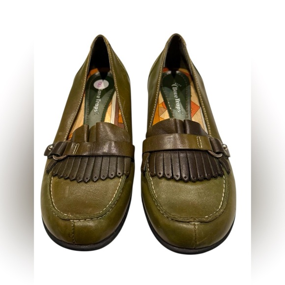 BareTraps Khaki Loafers with Dark Brown Accent - Picture 2 of 7